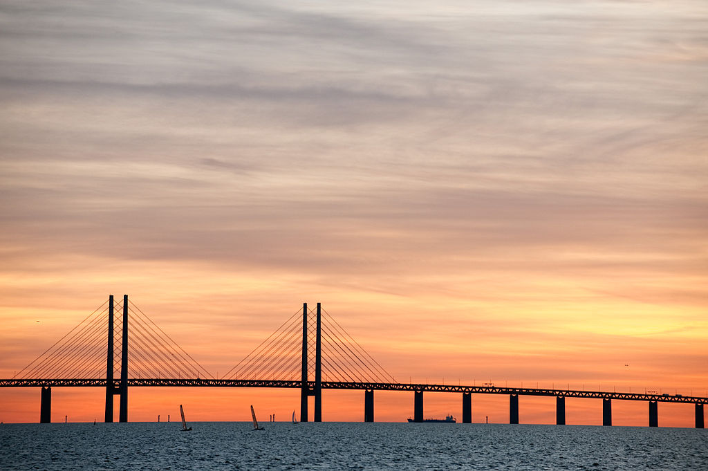 1024px-Resundsbron_2009-09-17,_Johannes_Jansson